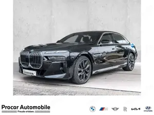 BMW 740 d xDrive M Sport PANO ACC 360°KAM RFK NAVI