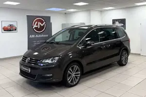 Volkswagen Sharan Cup BMT *7Sitzer*PanoramaSD*AHK*Kamera
