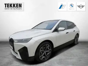 BMW iX XDRIVE50 Sportpaket HuD HK-Hifi Pano AHK Luftfeder