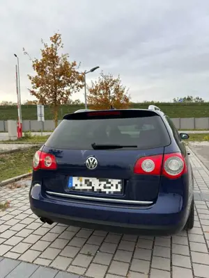 Volkswagen Passat Variant 2.0 TDI DPF Highline Bild 3