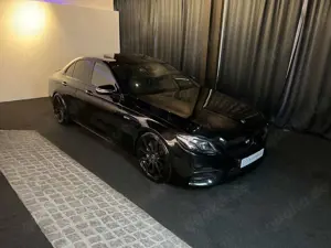 Mercedes-Benz E 43 AMG Limo 4Matic *all black*