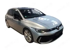 Volkswagen Golf VIII 2.0 TDI DSG R-Line Navi RearView LED-P Bild 5