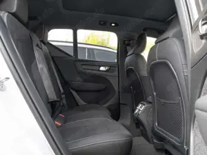 Volvo XC40 Ultra Black Edition 2WD Bild 4