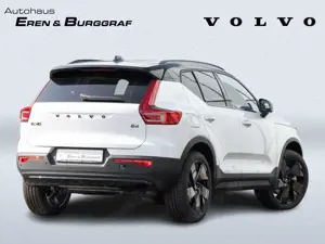 Volvo XC40 Ultra Black Edition 2WD Bild 2