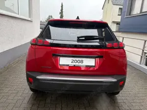 Peugeot 2008 Allure Bild 4