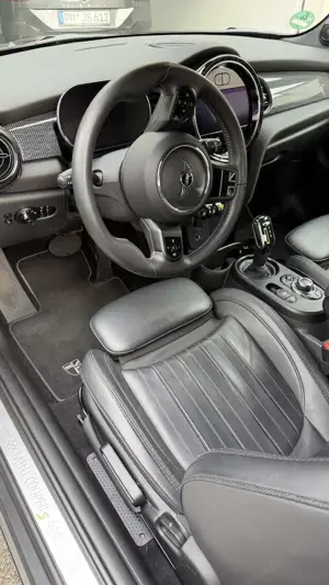 MINI Cooper SE Yours Trim Bild 4
