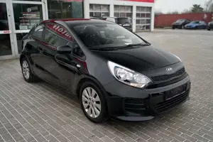 Kia Rio Klima Allwetter TüvService Neu Bild 3