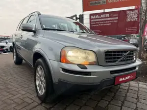Volvo XC90 D5 Momentum LEDER*SCHIEBEDACH*7-Sitzer
