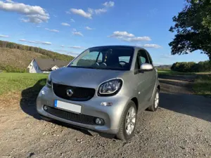 smart forTwo COUPE PRIME 453 / LEDER / NAVI / FREISPR / SITZHZ