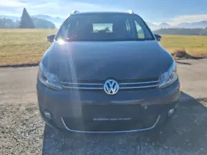 Volkswagen Touran Cup 1,4 TSI, Klima,7-Sitzer, SH, Alu, TÜV-neu Bild 2