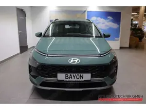 Hyundai BAYON MY25 1.0 T-GDI 100 PS 7-DCT 2WD Trend Navi LED Bild 3