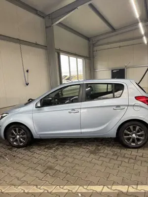 Hyundai i20 1.2 Classic Bild 2