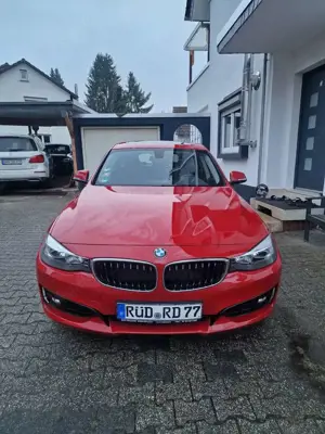 BMW 320 320i GT Sport Line