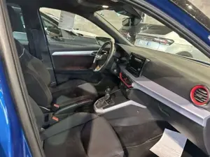 SEAT Arona FR 1.0 TSI PDC GRA LaneAssist LED PDC Bild 4