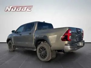 Toyota Hilux 4x4 Double Cab Autm. Invincible Bild 3