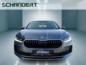 Skoda Superb Combi 1.5 TSI iV Selection DSG Matrix AHK Navi Bild 5