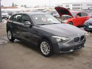 BMW 116 i *PDC*Sitzheizung*Freisprecheinrichtung*
