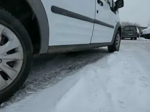 Ford Tourneo Connect Kombi lang // 8x Sitze, Klima Bild 5