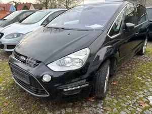 Ford S-Max Titanium