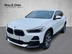 BMW X2 sDrive18i Aut Navi LED RFK SHZ PDC Klimaaut DAB