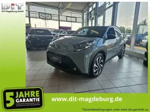 Toyota Aygo X 1.0 Teamplayer ACC+Navi+SHZ+Fernlichtass.