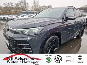 Volkswagen Tiguan 2.0 TDI DSG R-Line Black Style NAVI AREAVIEW IQ...
