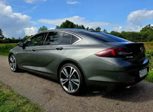 Opel Insignia Insignia Grand Sport 2.0 Diesel Aut Ultimate Exclu Bild 3