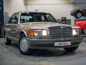 Mercedes-Benz 560 SE W126, H-Zul., 2.Hd, Rarität mit top Historie Bild 2