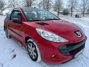 Peugeot 206 Basis Bild 2