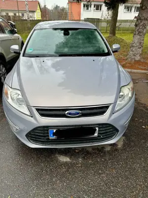 Ford Mondeo 2.0 Titanium Bild 2