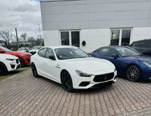 Maserati Ghibli Ghibli Modena Ferrari Motor V6 Biturbo