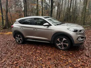 Hyundai TUCSON Tucson 2.0 CRDi 4WD Automatik Premium Bild 4