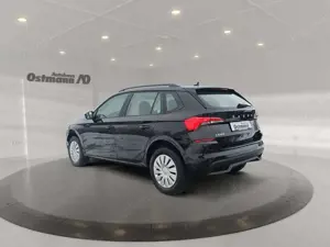 Skoda Kamiq 1.0 TSI Active PDC SoundSys SpurH KLIMA Bild 3