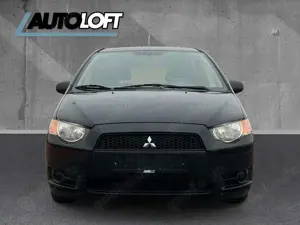 Mitsubishi Colt Lim. 5-trg. Inform KLIMA/1HAND/TÜV NEU Bild 2