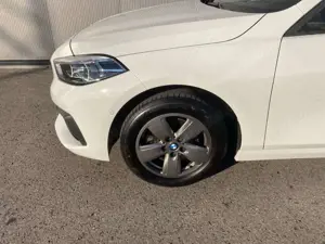 BMW 118 i Advantage*PDC*DAB*WLAN*DKG*LED Bild 2
