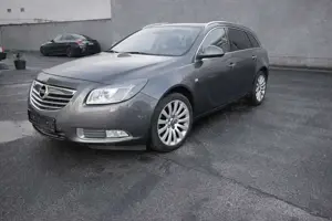 Opel Insignia A SportsTourerInnovatio 4x4-NAVI-PANORAMA-SHZ
