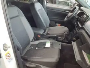 Volkswagen T-Cross Life 1.0 l TSI DSG PDC ACC APP SHZ Bild 3