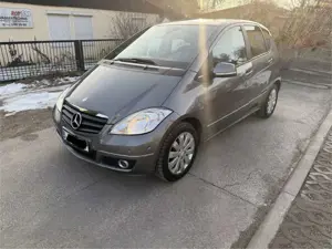 Mercedes-Benz A 180 Automatik Avantgarde Special Edition SHZ ParkAssis
