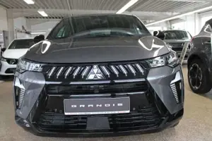 Mitsubishi Grandis Intro Edition 1.3 T-Benziner 7-DCT Bild 5
