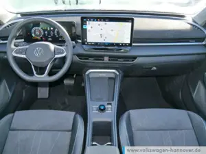 Volkswagen T-Roc Style 1.5 eTSI DSG Navi Keyless Rückfahrka Bild 5