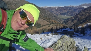 Er sucht attraktive,  sportliche Sie für Beziehung