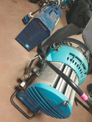Arrisun M-series 2,5 4kW HMI Lampenkopf + Vorschaltgerät Arri PowerGems 2,5 4 kW + Objektiv-Kit