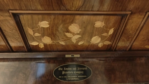 Antikes Klavier Crane & Sons 19. Jahrhundert verziert mit Blumen Bild 8