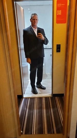 Suche erotische und sexy Abenteuer für ein paar Stunden