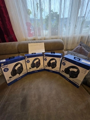 head set playstation ,4 un5