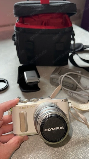 Olympus Pen E-PL 8 Systemkamera Bild 3