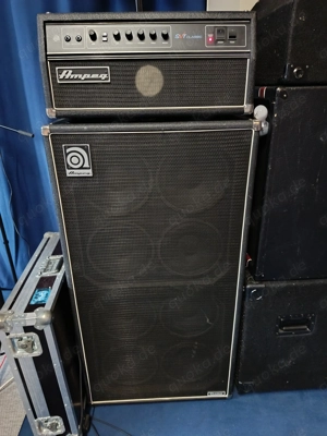 Bassverstärker Ampeg SVT Classic mit Box