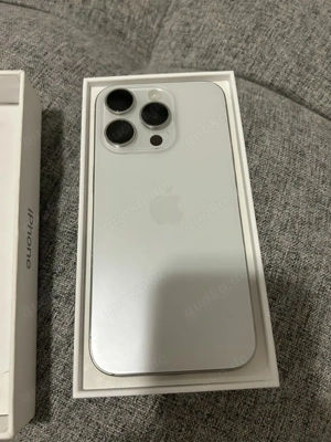 iPhone 15 Pro mit 256GB Bild 4