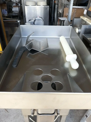 Kolbe Fleischwolf SW 100 gebraucht Bild 3