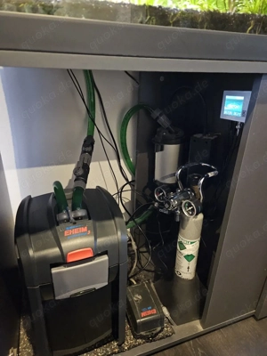 240L Eheim mit allem zubehör 